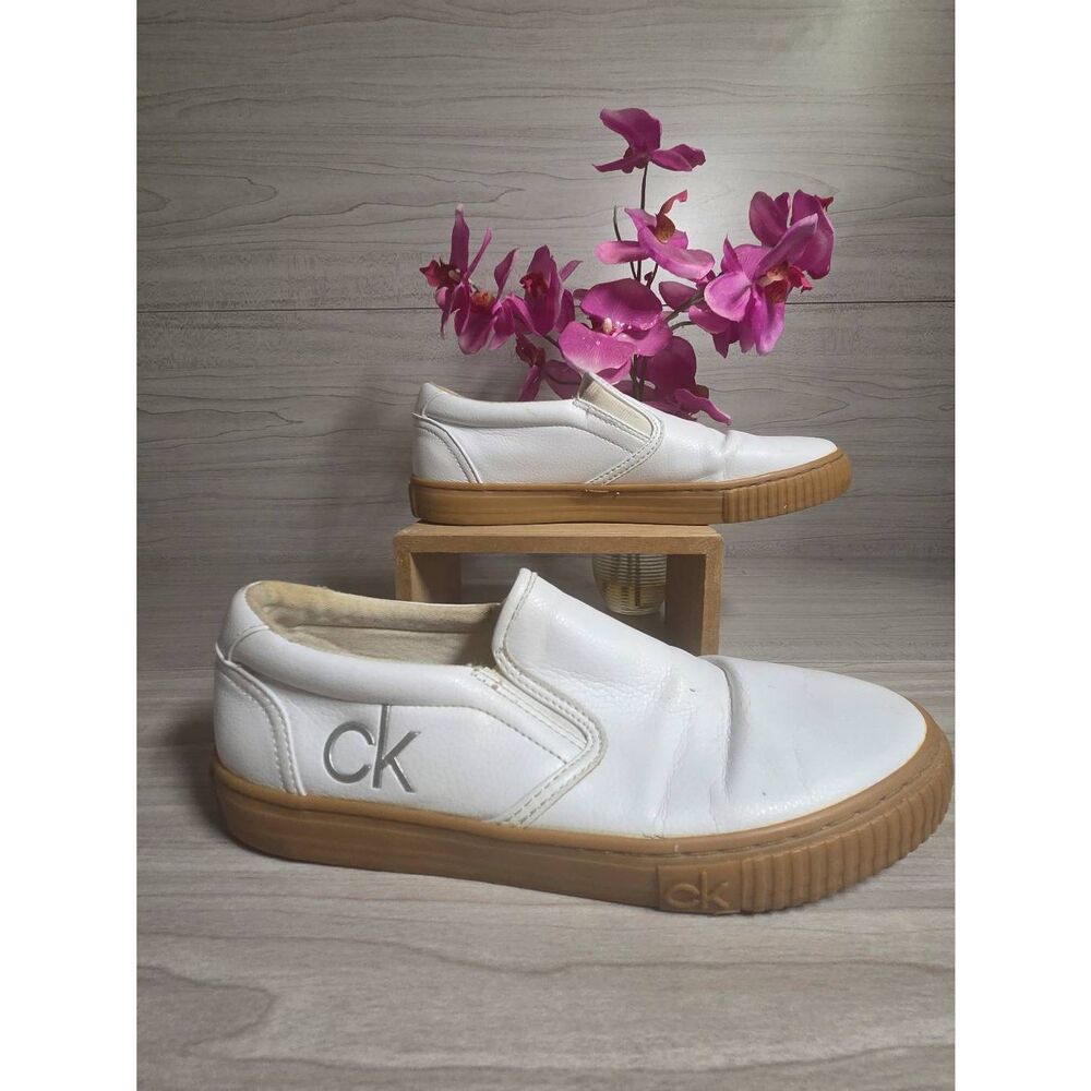 ​Calvin Klein White Slip-On Platform Sneakers Gum Sole - Size 9M